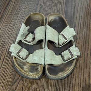 Birkenstock sand suede Arizona strappy slip on sandals sz 9